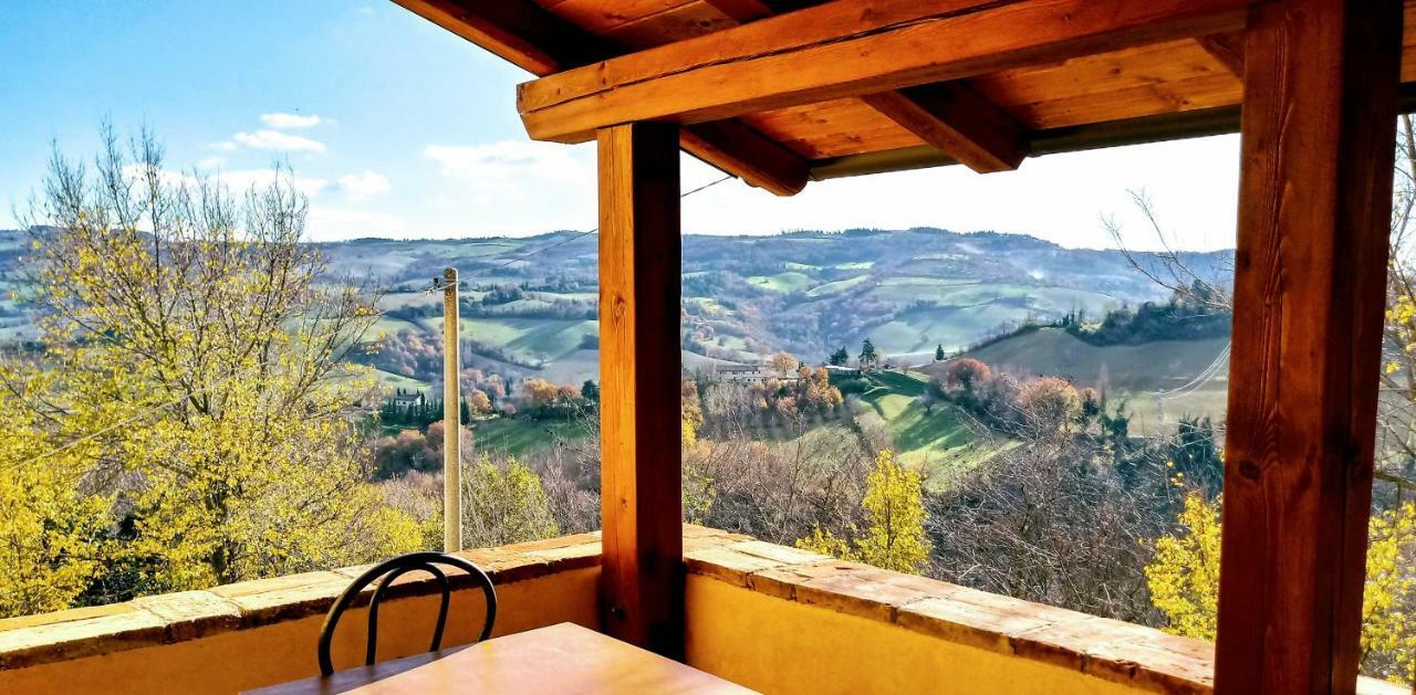 우르비노 Country House Ca' Vernaccia 게스트하우스 외부 사진